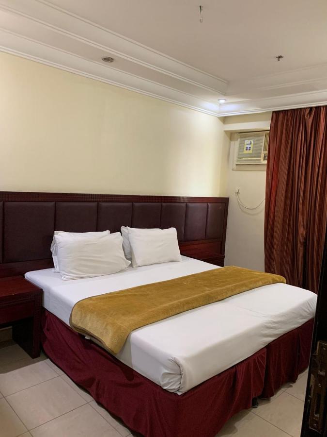 Rabwah Al Safwa Hotel 7 マディーナ エクステリア 写真