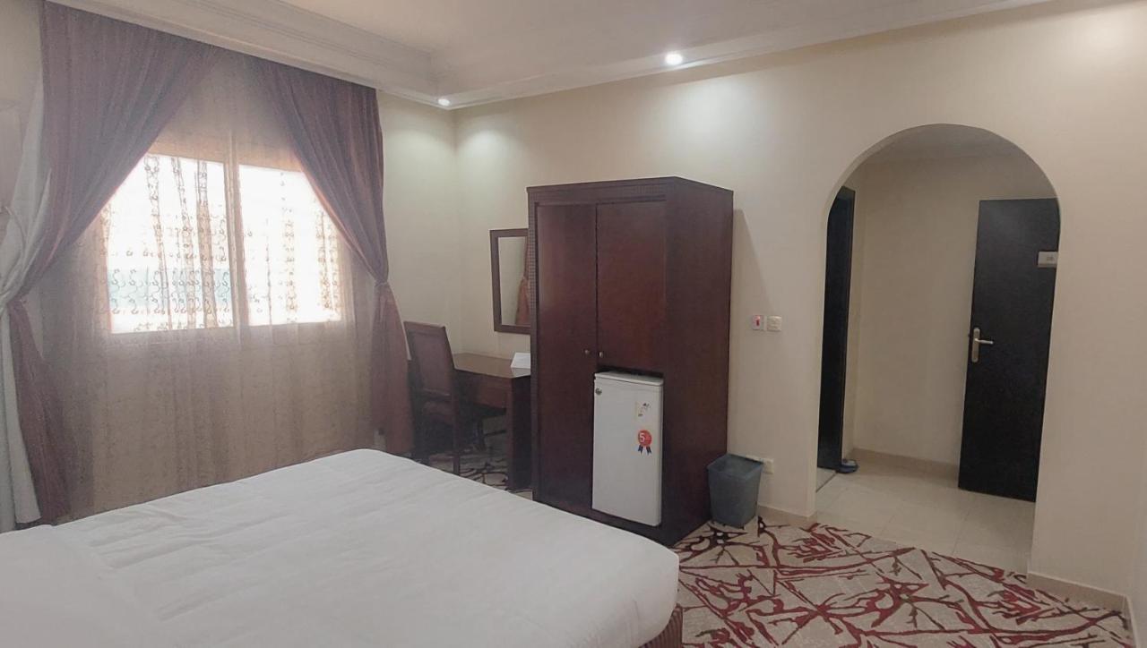 Rabwah Al Safwa Hotel 7 マディーナ エクステリア 写真